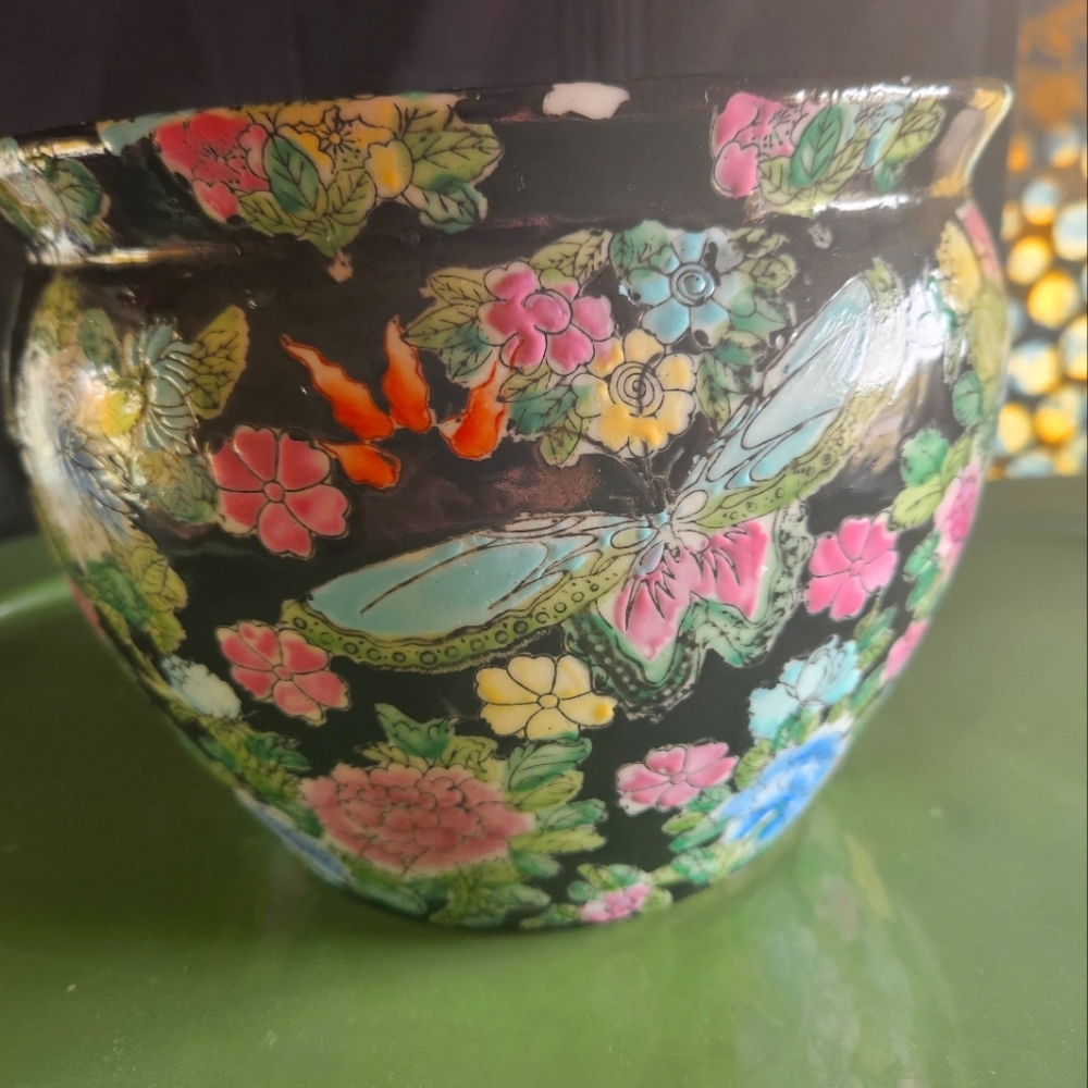 Flower pot